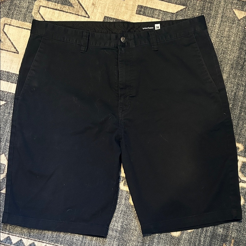 Volcom Shorts Men’s Size 38